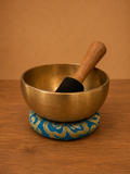 Campana Tibetana Artigianale con Batacchio e Cuscino Blu 16cm