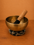Campana Tibetana Artigianale con Batacchio e Cuscino Nero 10 cm